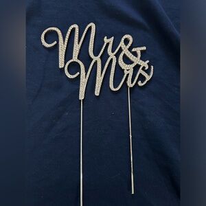 Mr and Mrs cake topper